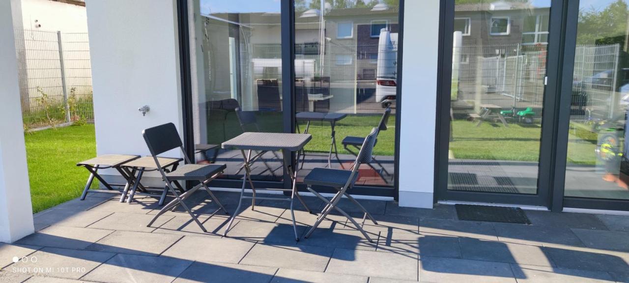 Neue Doppelhaushaelfte Mit Terrasse, Balkon Und Garten Remscheid Exterior photo